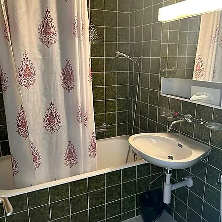Haltenegg Hotell *